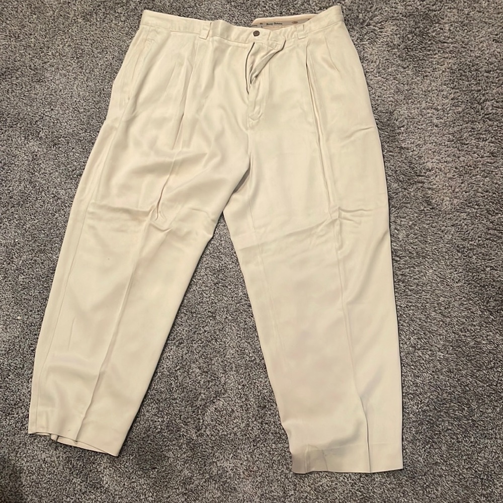 Tommy Bahama 100% Silk pants. Size 42. Light khaki